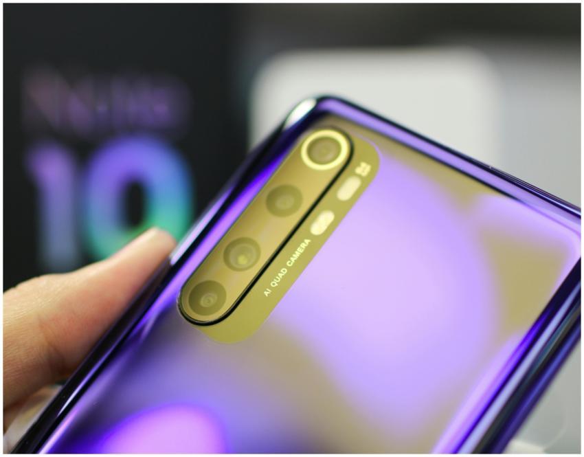 Detailed view of a smartphone with AI quad camera