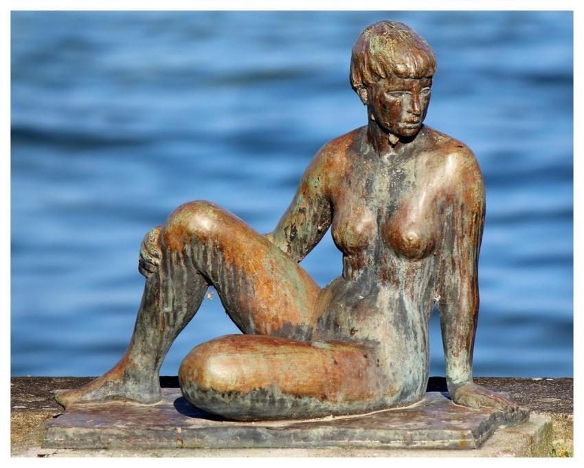 Sculpture Statue Bronze Sculpture Lakeside