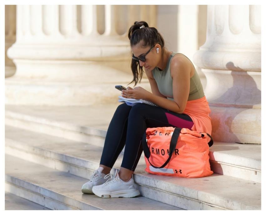 Girl Casual Phone Sunglasses