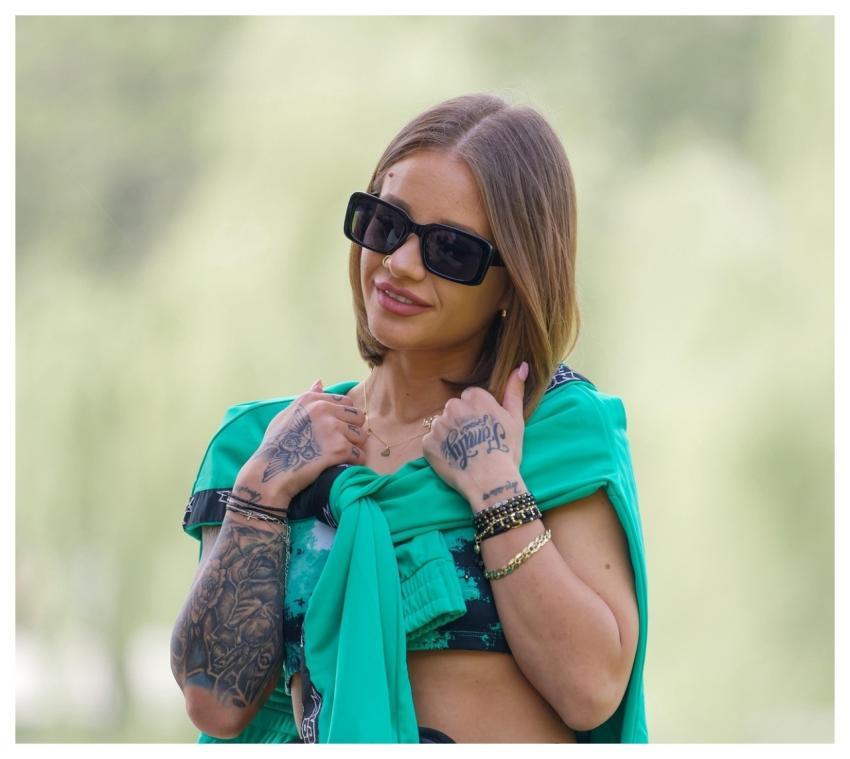 Girlie Nice Model Fashion