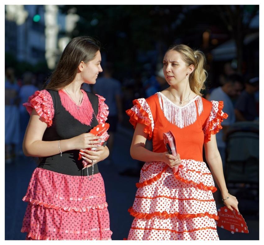Women Costumes Red Walking