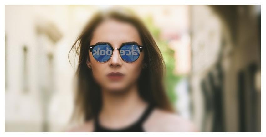 Woman Glasses Facebook Sunglasses