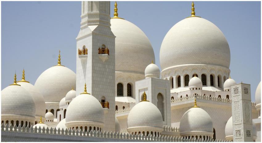 A stunning view of the domes and minarets of Sheik