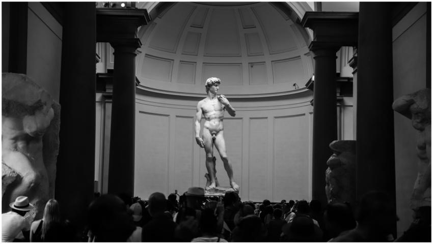 Black and white photo of Michelangelo's David stat