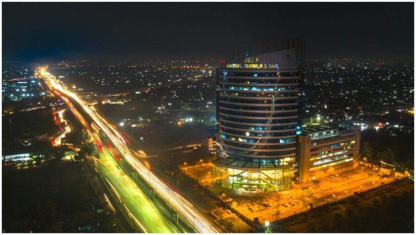 Stunning aerial night view of Arfa Software Techno