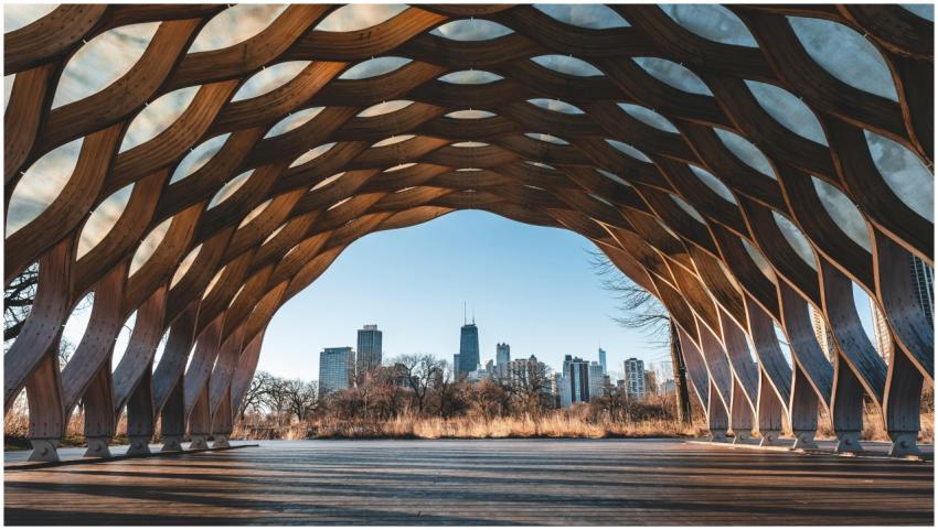 Stunning modern structure framing the Chicago skyl