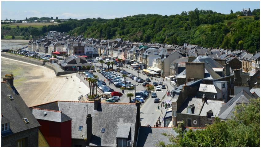 A picturesque overview of the coastal village of C