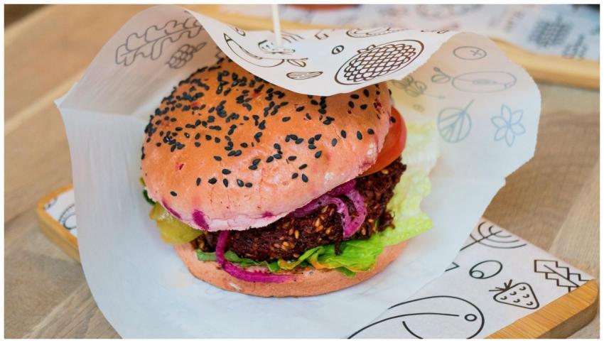 Delicious veggie burger with sesame bun, fresh let