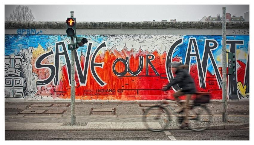 Berlin Wall Graffiti Road Street