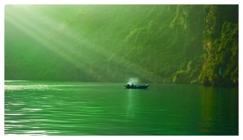 Vietnam Halong Bay Morning Smoke