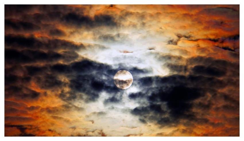 Moon 4K Wallpaper Free Wallpaper Cool Backgrounds