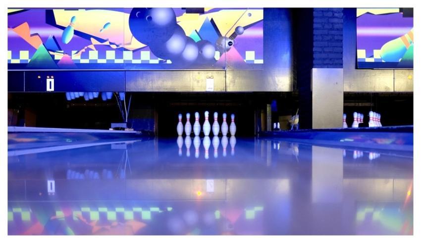 Bowling Sport Game Play