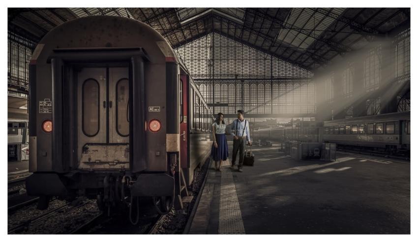 Train Station Couple Traveling Railway