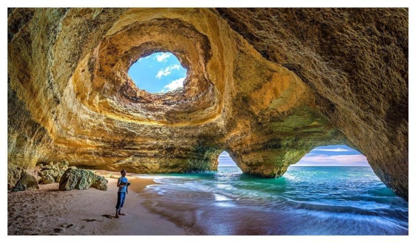 Portugal Algarve Benagil Selfie