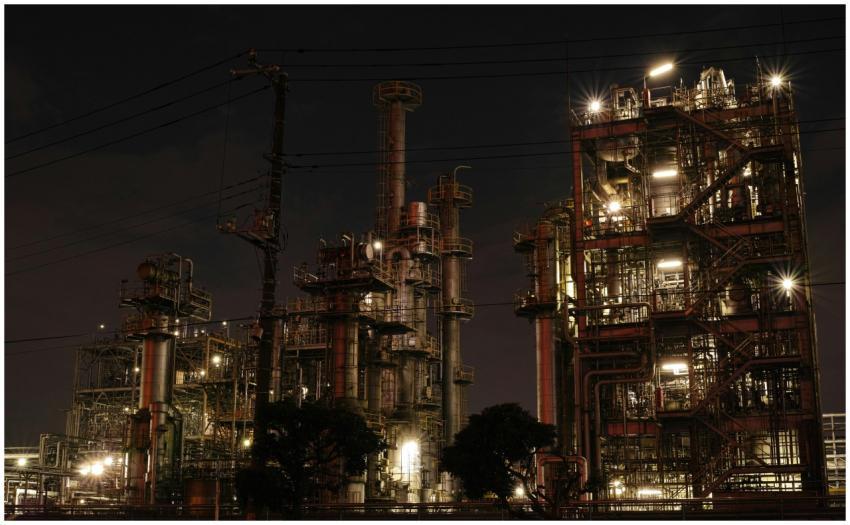Night view of a brightly lit industrial facility s