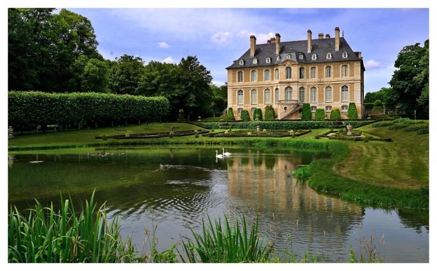 Chateau Cool Backgrounds 4K Wallpaper Basin