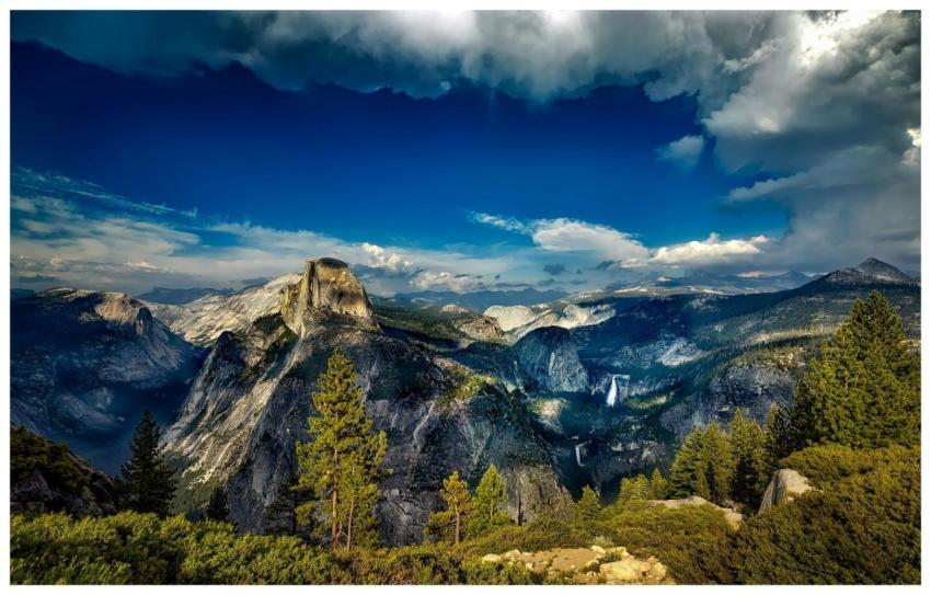 Breathtaking landscape of Half Dome and surroundin