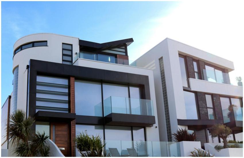 Contemporary luxury home with glass balconies in P