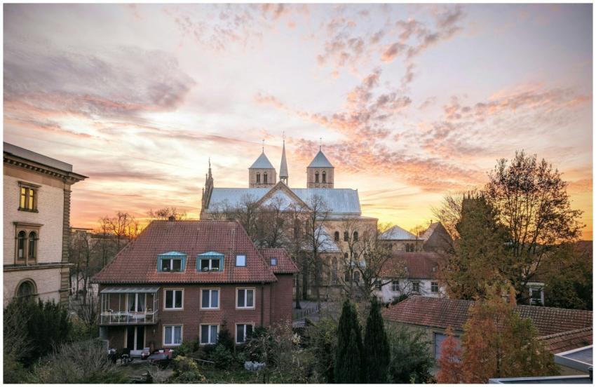 Scenic view of historic Münster Cathedral and surr