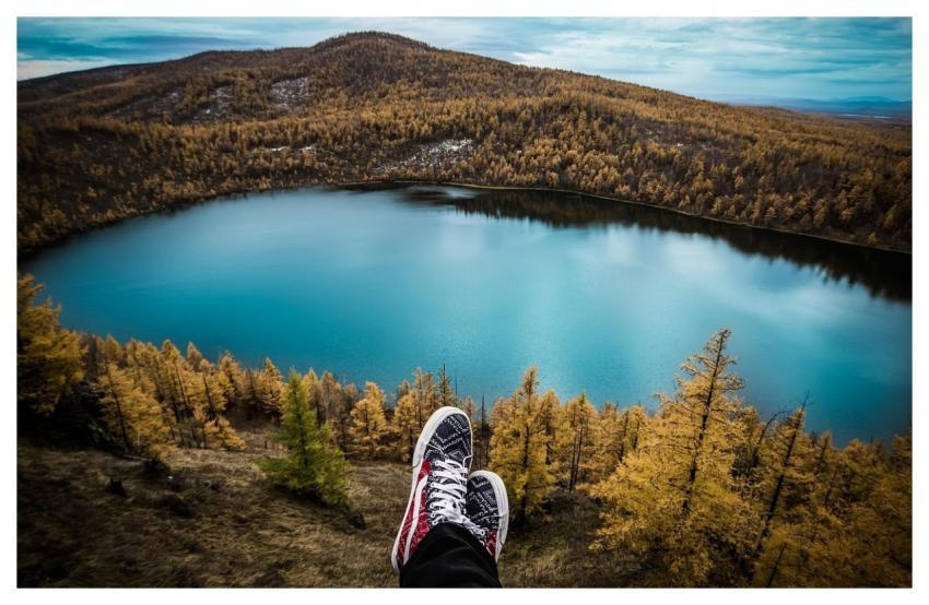 Travel Lake Feet Resting