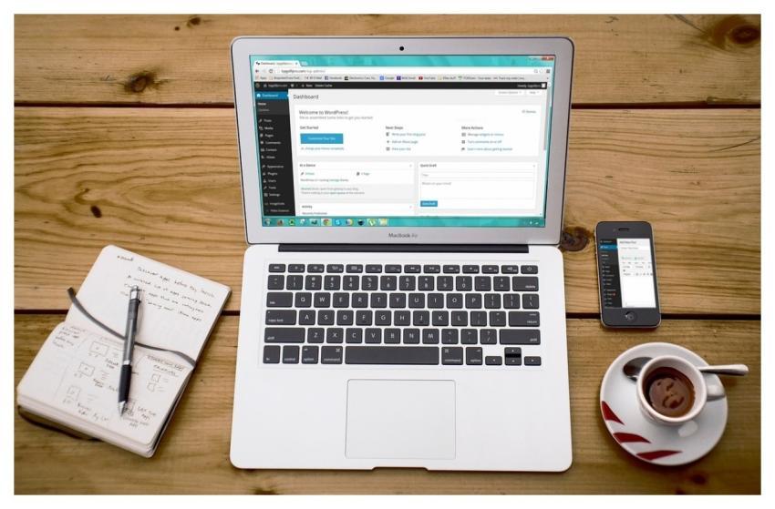 Laptop Wordpress Wordpress Design Smartphone