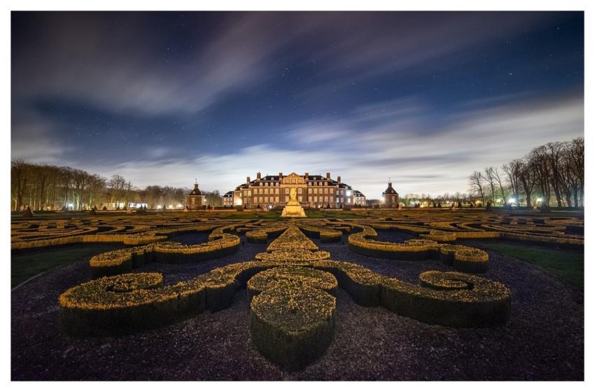 Castle Architecture Schlossgarten Nature