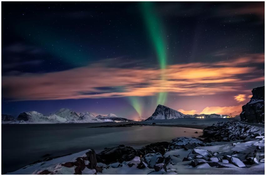 Breathtaking view of the Northern Lights illuminat