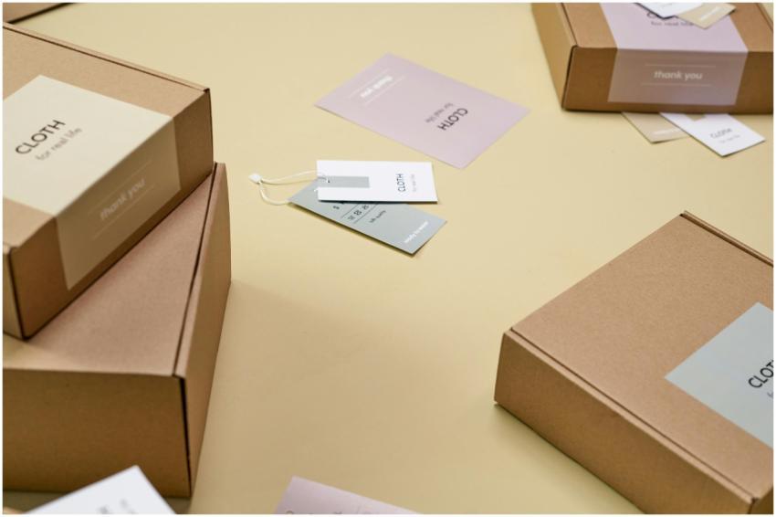 Simple and minimalist cardboard packaging boxes wi