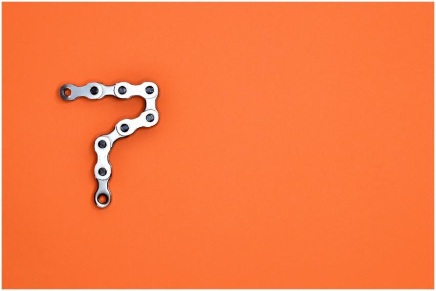 Artistic arrangement of bicycle chain shaped like