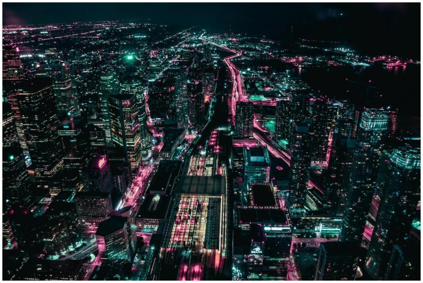 A stunning aerial view of Toronto's illuminated ci