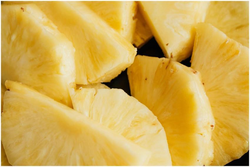 Delicious close-up of fresh pineapple slices showc