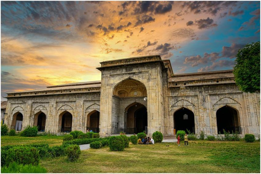 A stunning view of Pather Masjid in Srinagar, Kash