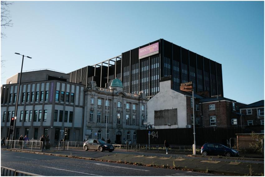 View of modern and historic buildings in Mancheste
