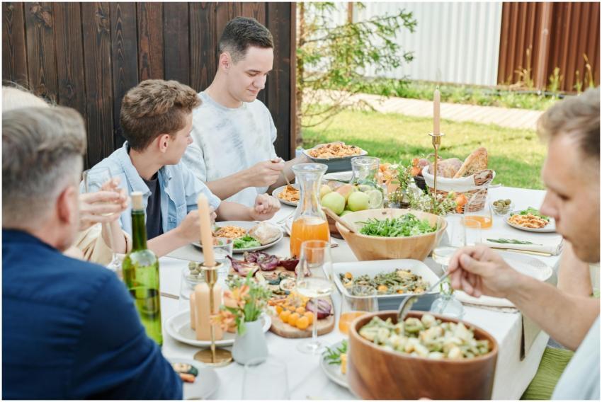 Family enjoying a delicious and healthy outdoor lu