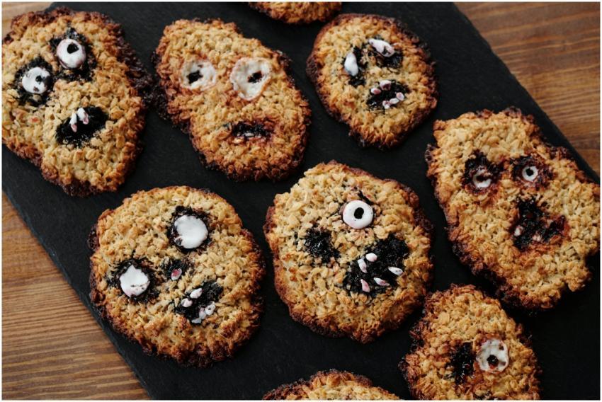 Creative homemade monster cookies perfect for Hall