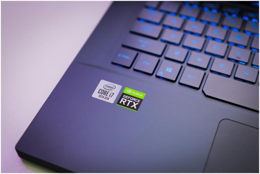 Laptop keyboard with Intel Core i7 and NVIDIA GeFo