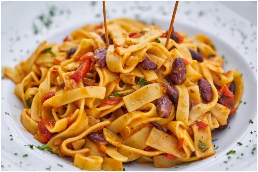 Close-up of delicious Italian pasta dish with kidn