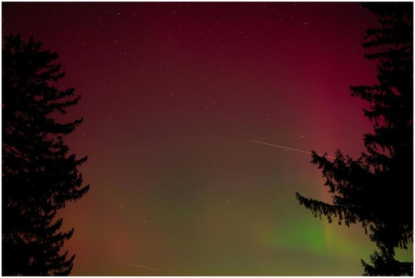 Vibrant Aurora Borealis Starry