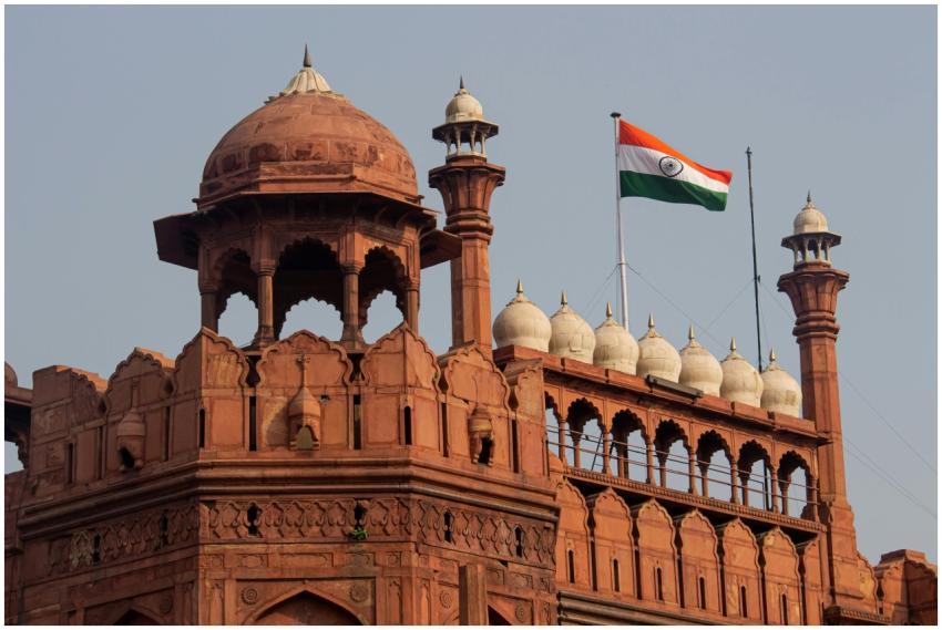 Capture of the iconic Red Fort in Delhi showcasing