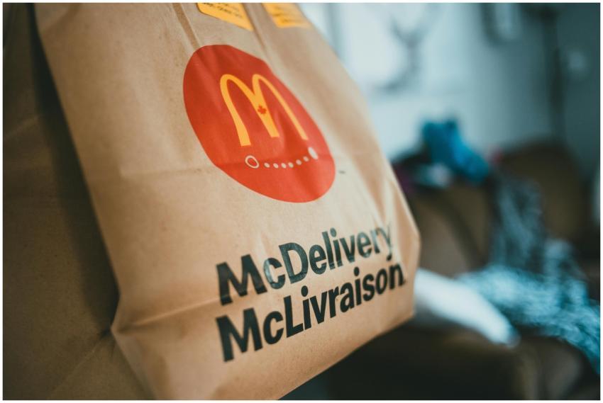 Brown packet with hot fresh food delivered at home