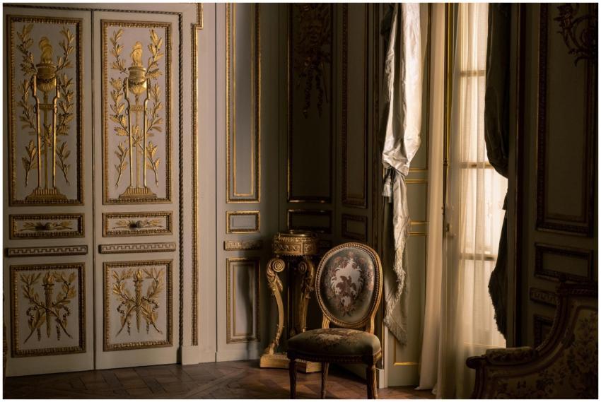 Luxurious interior featuring ornate gold design an