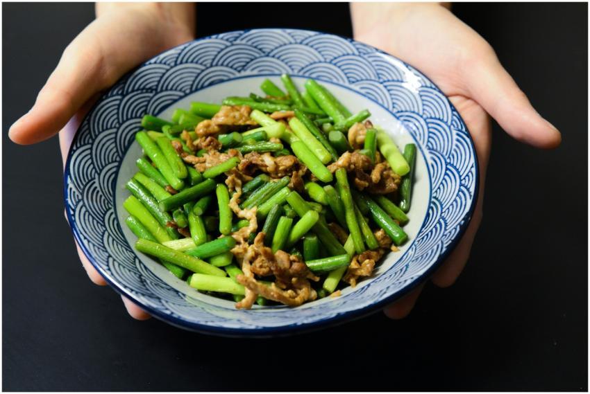 A delicious stir-fry of pork and green vegetables