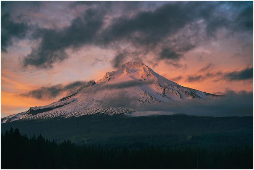 Captivating view of snow-capped Mount Hood surroun