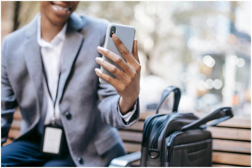 Crop unrecognizable happy young African American f