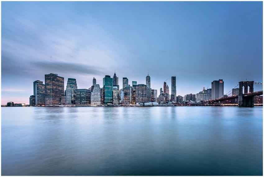 Stunning view of the New York City skyline and Bro