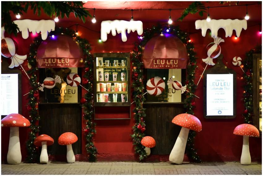 Festive Tea Salon Exterior