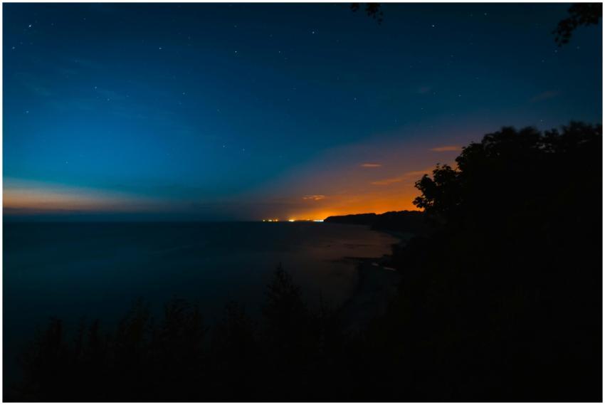 Breathtaking view of the ocean at twilight with a