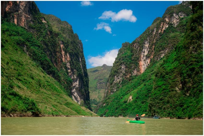 Scenic view of a kayaker navigating Tu San Canyons