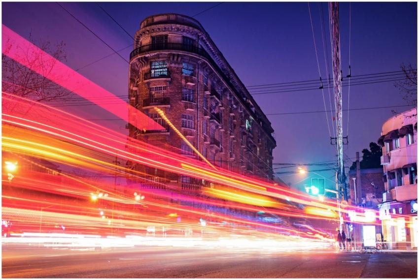 A dynamic long exposure of traffic light streaks a