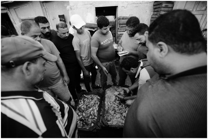 Black White Fishermen Ras